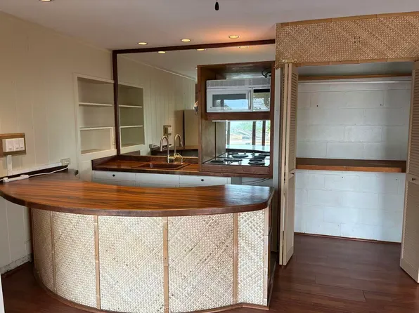 3951B Lurline Dr, Honolulu, HI 96816
