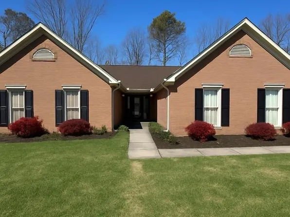 1300 Long Paw Ln, Charlotte, NC 28214