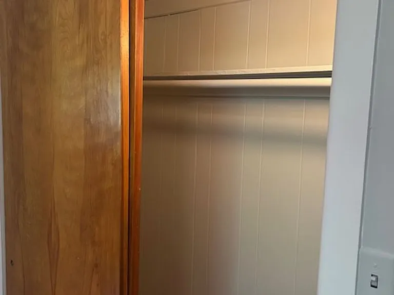721 Chislett St — Photo 10