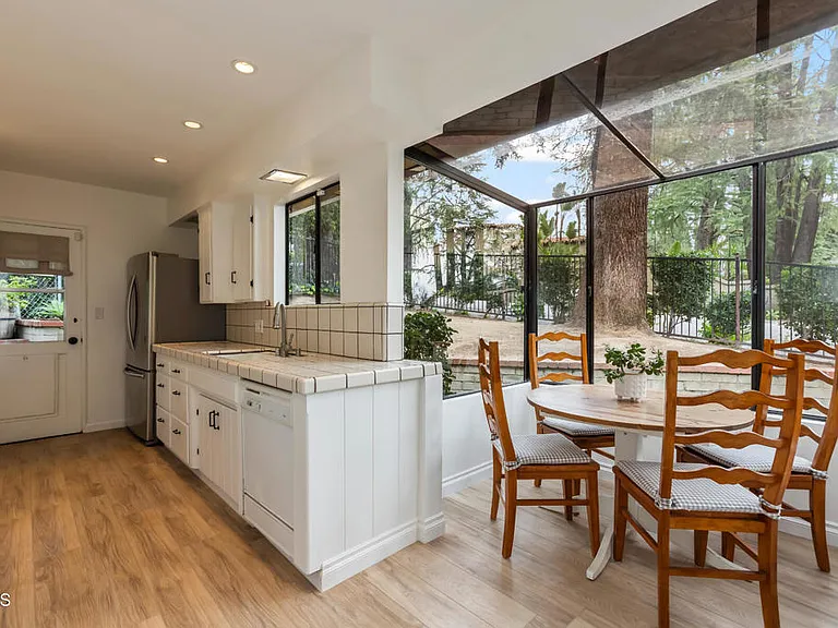 5209 Alta Canyada Rd — Photo 18