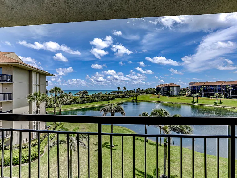 201 S Seas Dr #401 — Photo 6