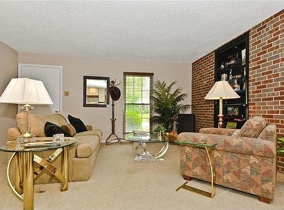 2nd image of 11550 Wickshire Ct