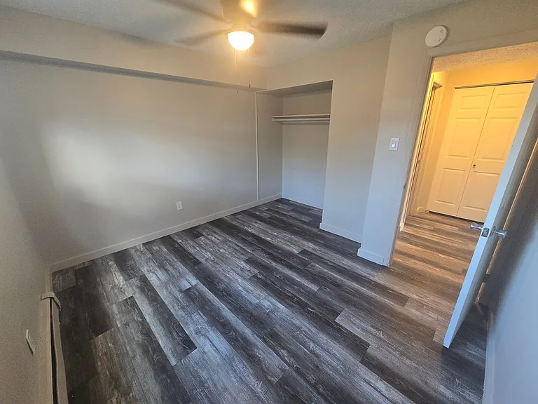 1936 Vinewood Ln — Photo 29