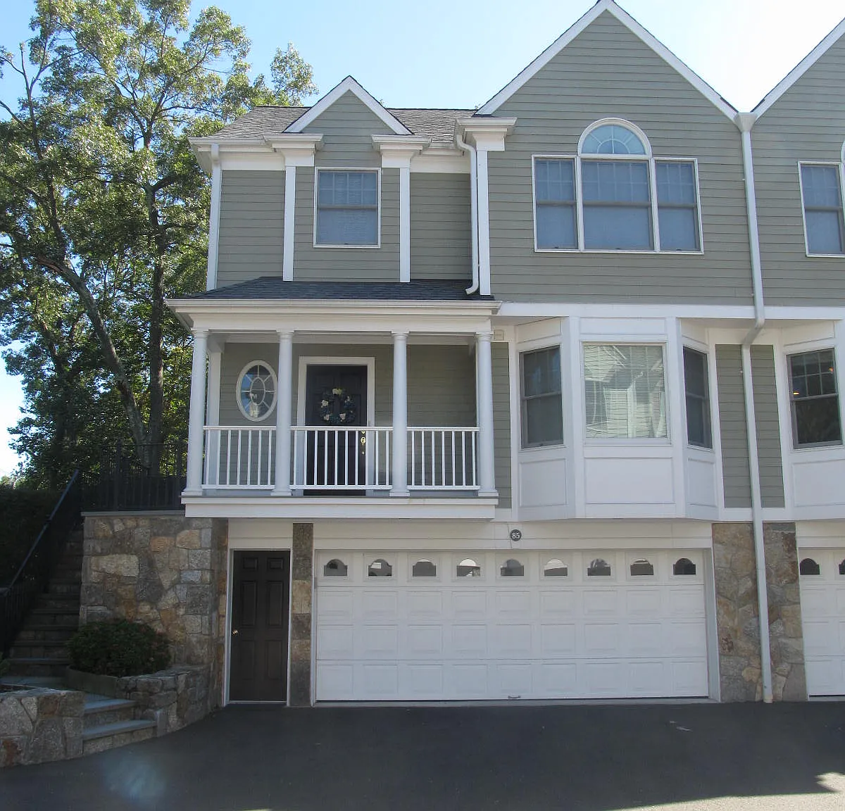 3 bed, 2.5 bath, 1500 sqft, $4,800 — Photo 1