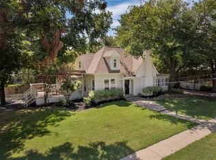 704 N College St, McKinney, TX 75069