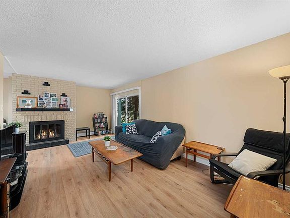 2nd image of 504 W Cedar Cres SW #101