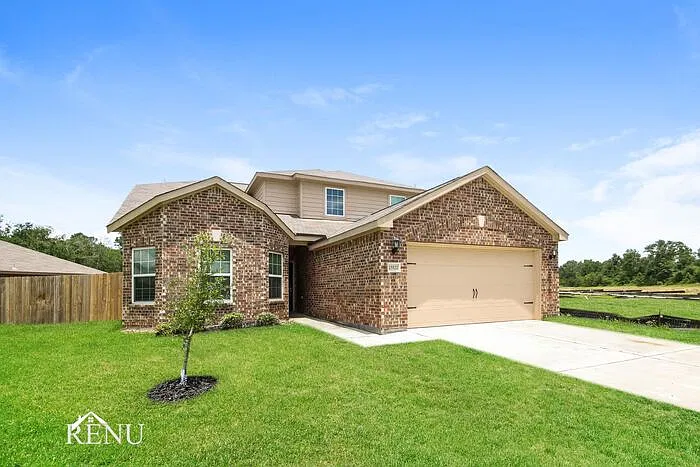 4 bed, 2.5 bath, 2171 sqft, $1,940 — Photo 2