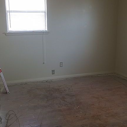 5th image of 808 N Nail Pkwy
