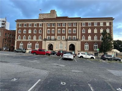 315 N Spruce St APT 411, Winston Salem, NC, 27101
