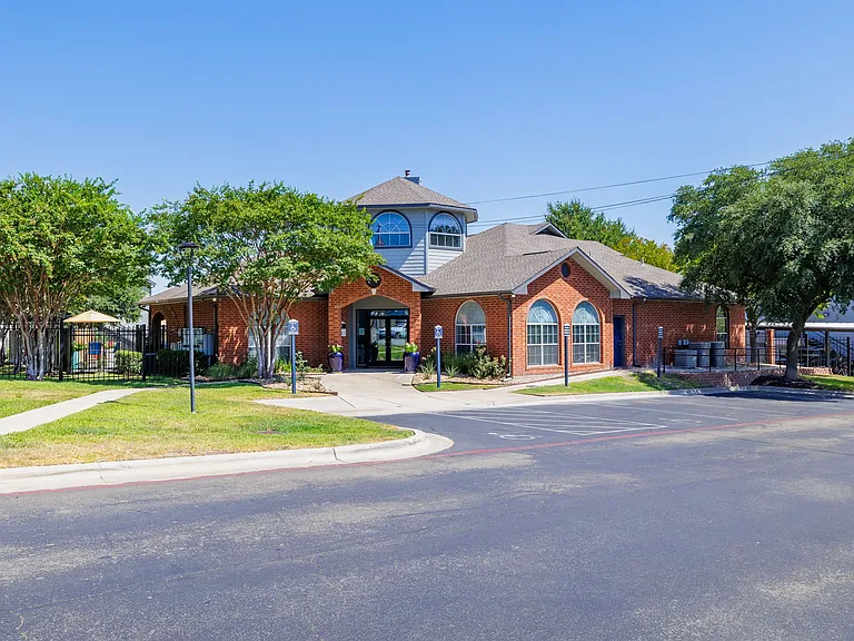 Clear Creek Meadows Apartments — Photo 35
