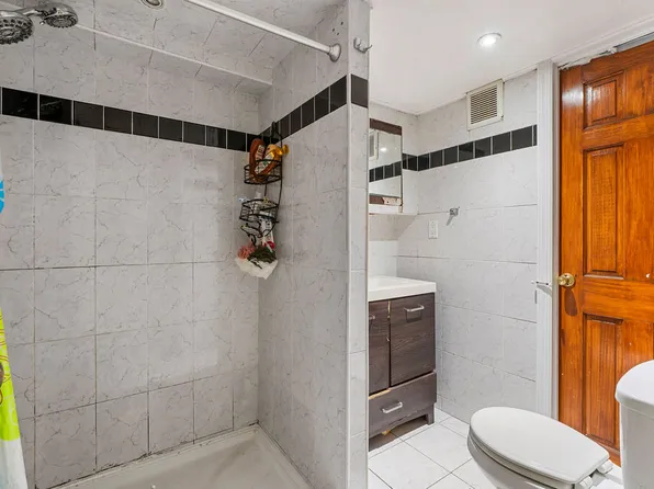 32 Brighton 2nd Place image 21 of 23