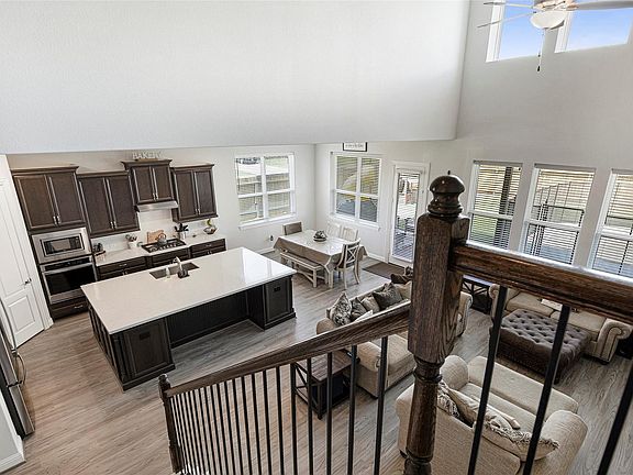 2nd image of 13614 Dogwood Cir