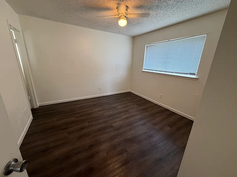 3920 Redstone Rd — Photo 11