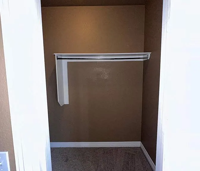 803 N Meadowlands Dr — Photo 14