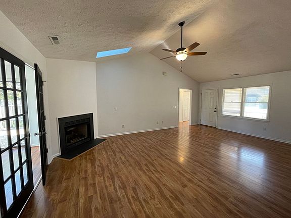 3rd image of 347 Chattooga Place Dr