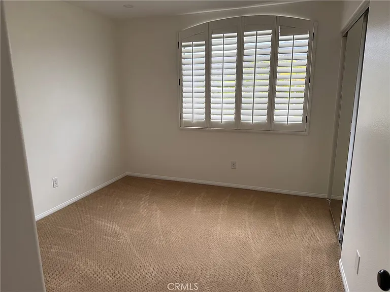 15 Field Point — Photo 34