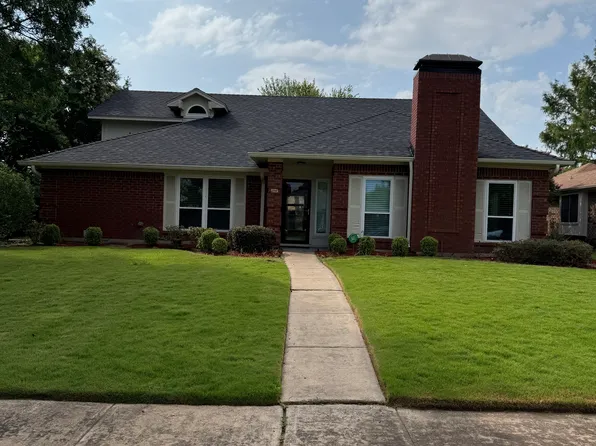 2210 Crystal Creek Ln, Garland, TX 75040