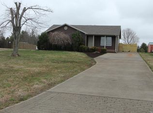 3870 Striped Bridge Rd, Hopkinsville, KY 42240