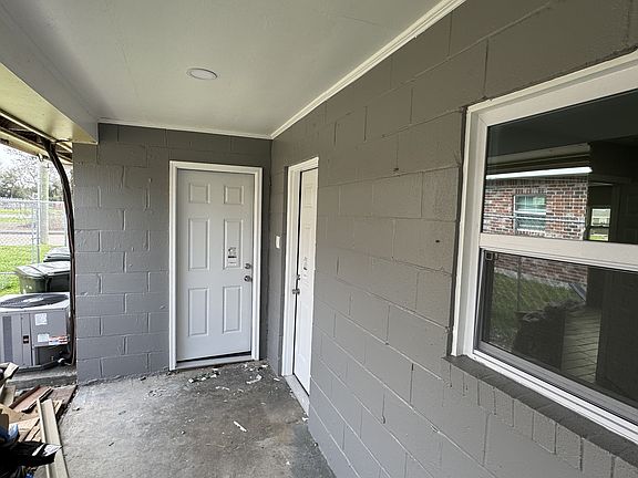 3rd image of 1140 Church St APT B