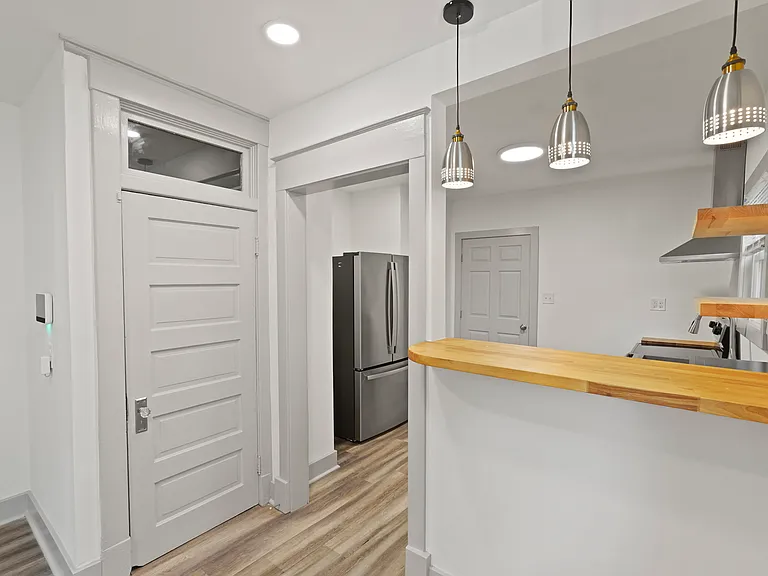 902 E Bolton St #A — Photo 27