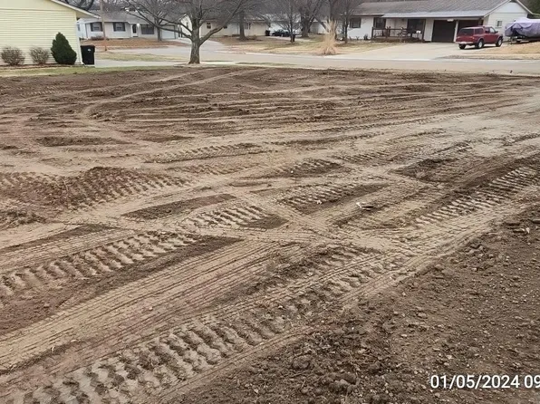 3110 SW 30th Ter, Topeka, KS 66614