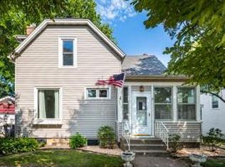 113 19th St S, La Crosse, WI 54601