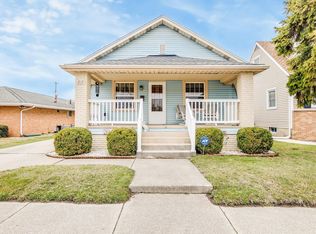 818 W 8th St, Mishawaka, IN