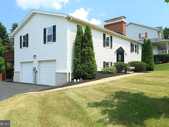 4th image of 1432 Willowbrook Dr