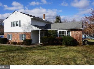 35 Far View Rd, Chalfont, PA 18914