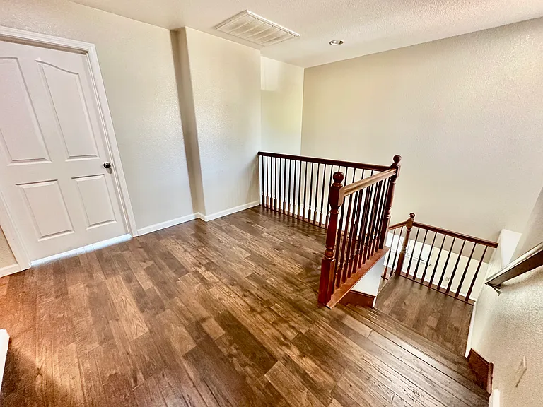 866 Papaya St — Photo 13