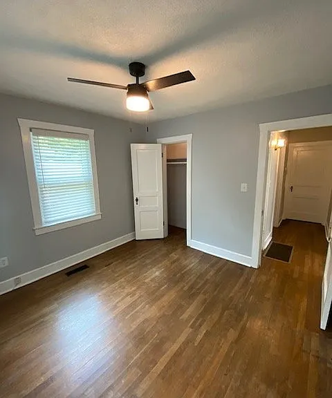 2911 Dobbs Ave — Photo 16