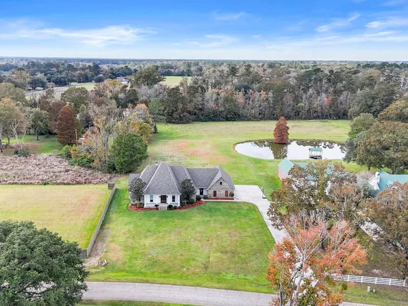 22553 Green Acres Blvd, Denham Springs, LA 70726