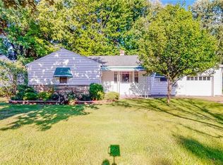 8215 Broadmoor Rd, Mentor, OH 44060