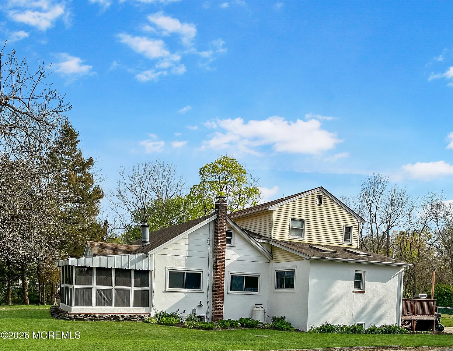 390 Whitesville Road photo 1
