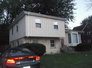 914 N 5th Ave, Maywood, IL 60153