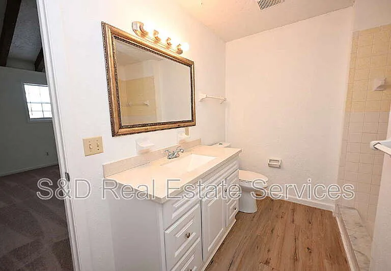 2249 9th St SE — Photo 24
