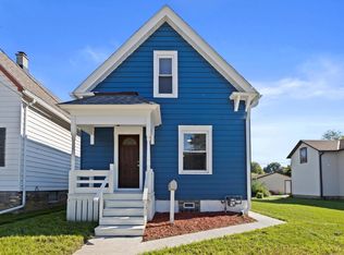 713 N Chicago Ave, South Milwaukee, WI 53172