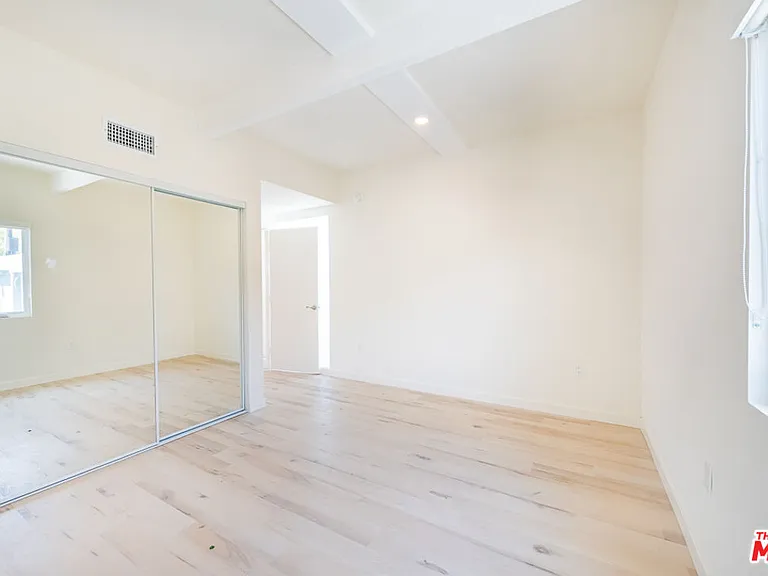 7273 Birdview Ave — Photo 7