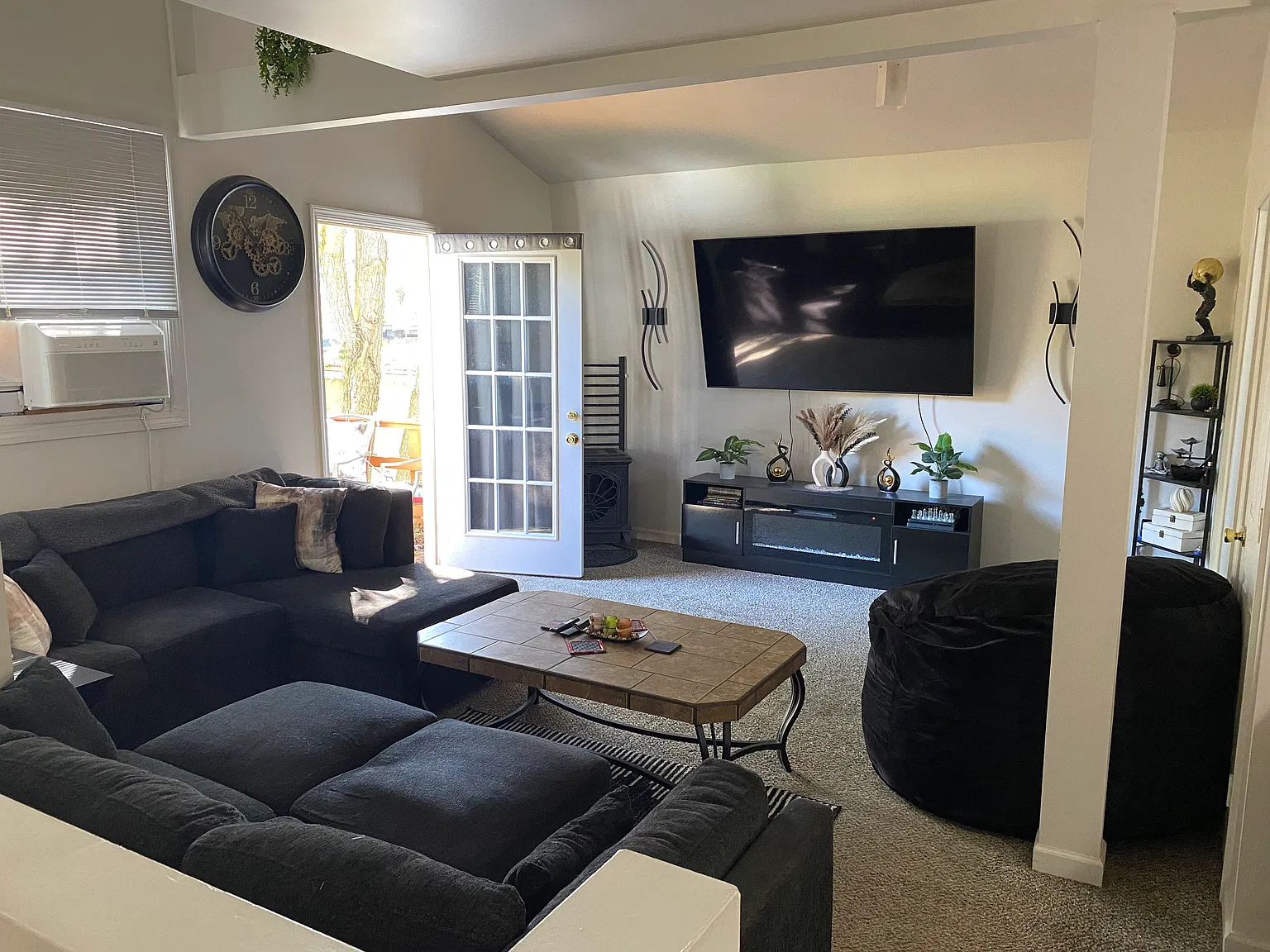 1 bed, 850 sqft, $1,800 — Photo 3