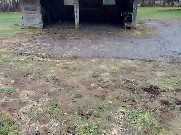 3rd image of 1377 Perry Hwy