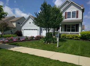 324 Shadow Hill Dr, Elgin, IL 60124