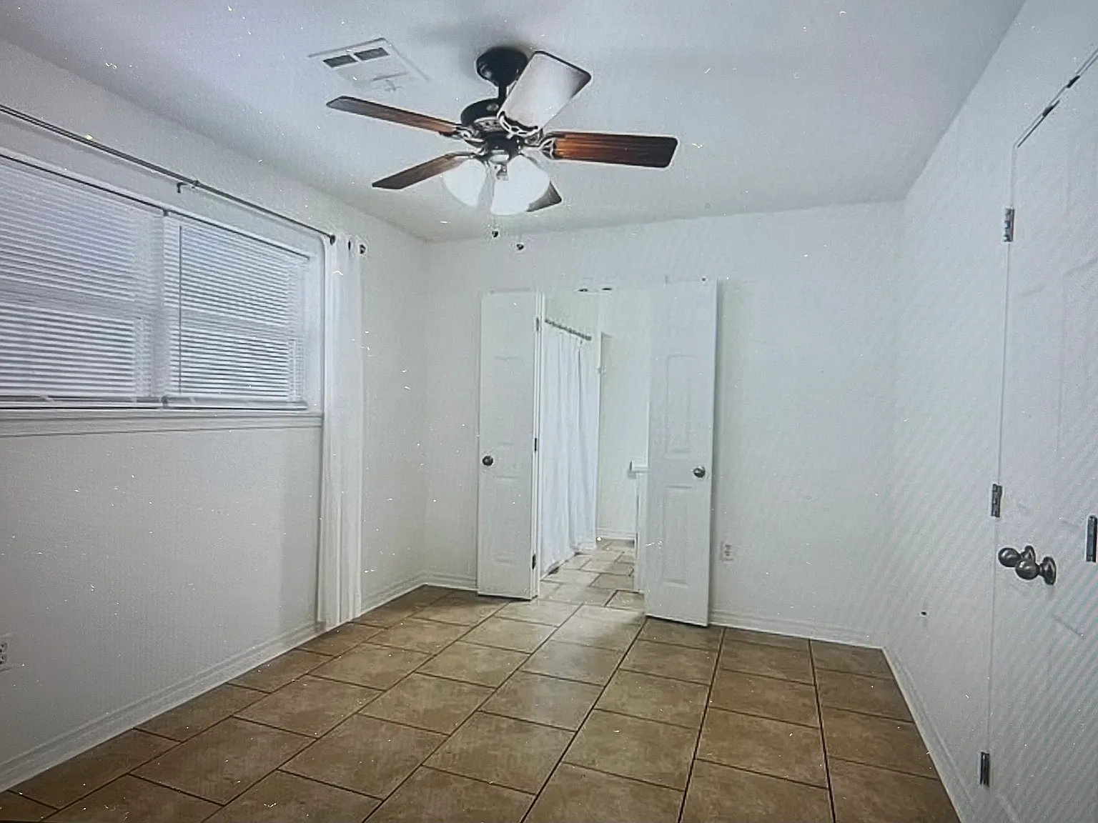 2 bed, 750 sqft, $1,750 — Photo 4