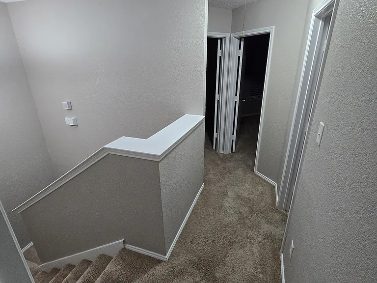 5704 Giddyup Ln — Photo 11