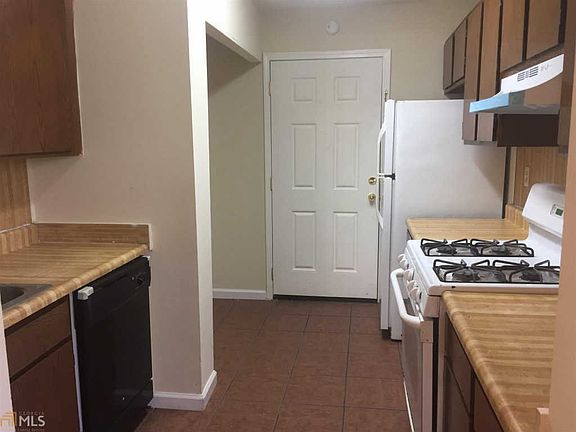 3rd image of 5434 5436 Glen Haven Dr