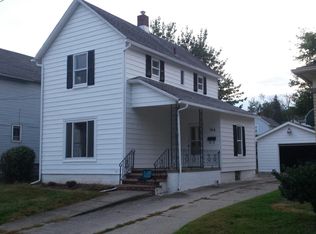 144 17th St NW, Barberton, OH 44203