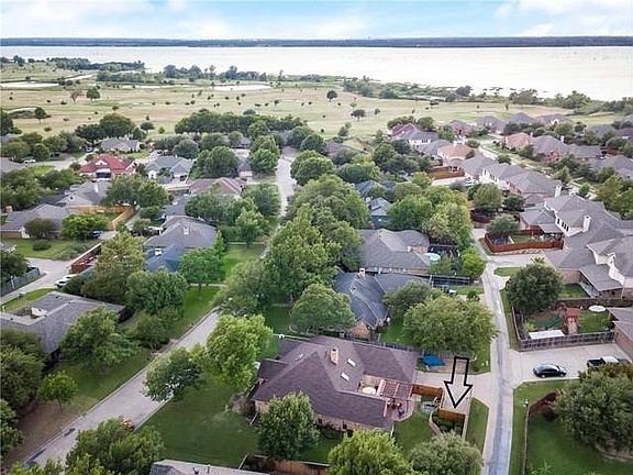 5th image of 1755 Plummer Dr