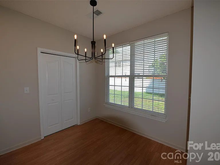12531 Deaton Hill Dr — Photo 8