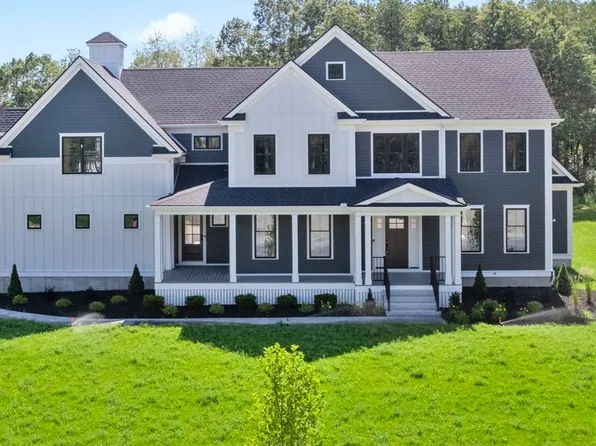 6 Weeping Willow Dr, Andover, MA 01810