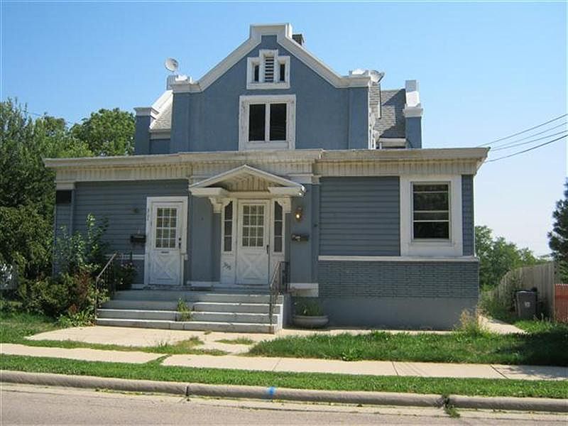 2nd image of 359-361 N Crystal Ave