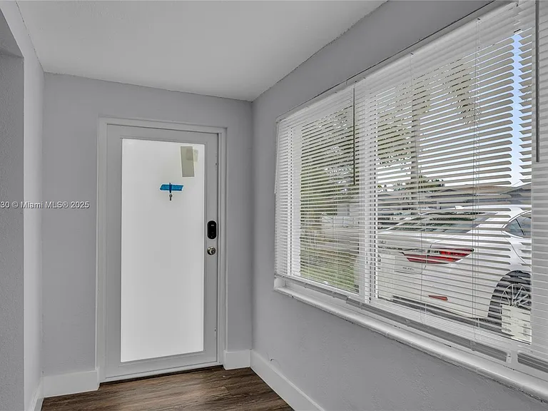 2243 Greene St — Photo 17